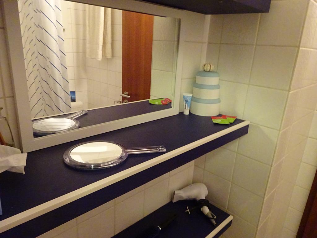 Guest Apartment Unterbach Ντίσελντορφ Δωμάτιο φωτογραφία